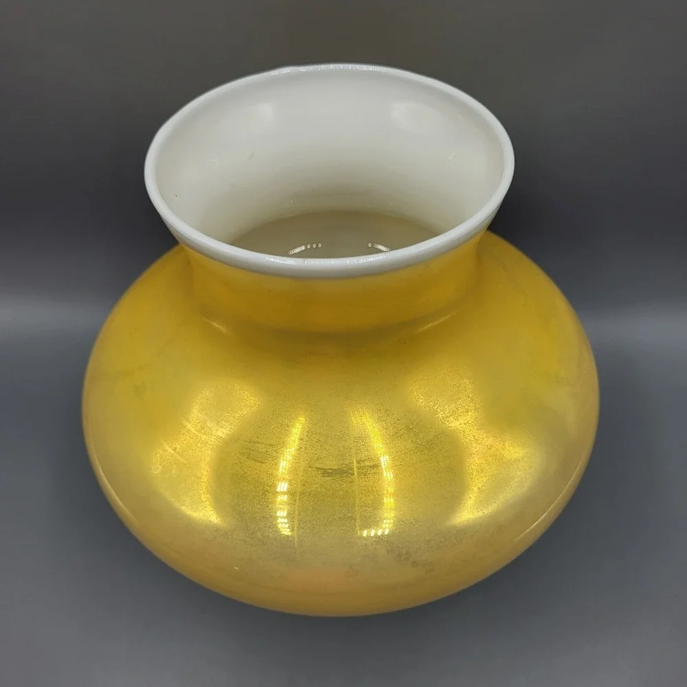 Vtg MCM Wall Sconce Yellow Ombre Iridescent White Glass Brass Fixture Wired USA
